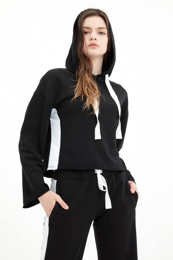 Nisha Hoodie